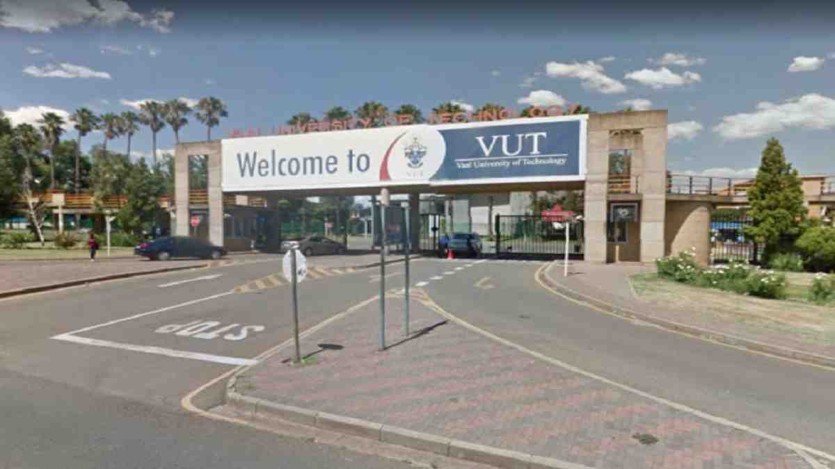 VUT admission